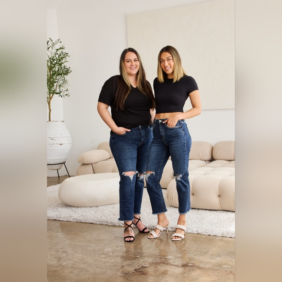 RFM Crop Dylan Full Size Tummy Control Distressed High Waist Raw Hem Jeans - Picture 6 of 16